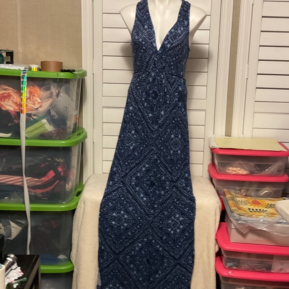 Motherhood Maternity Navy Patterned Maxi Dress - Picture 1 of 9